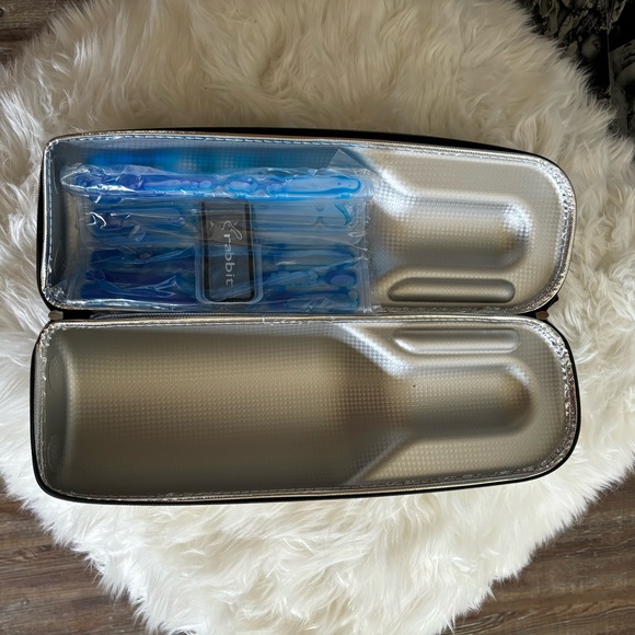 Portable Wine Cooler - Picture 2 of 3